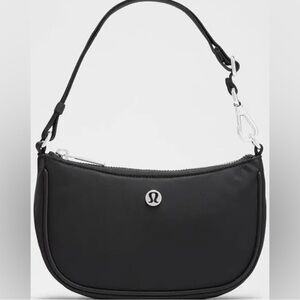lululemon NWT City Essentials Mini Shoulder Bag 1L Black